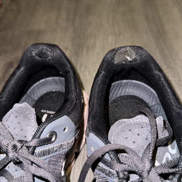 Cloudflow Women's On Running Shoes - Picture 14 of 15